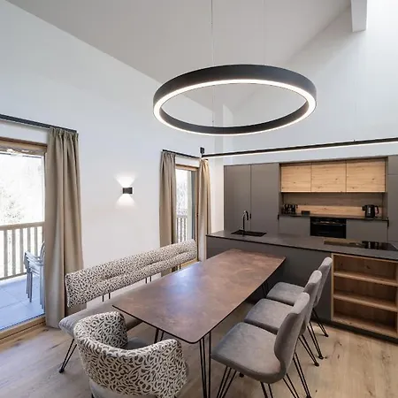 Salzkammergut * אבנסי